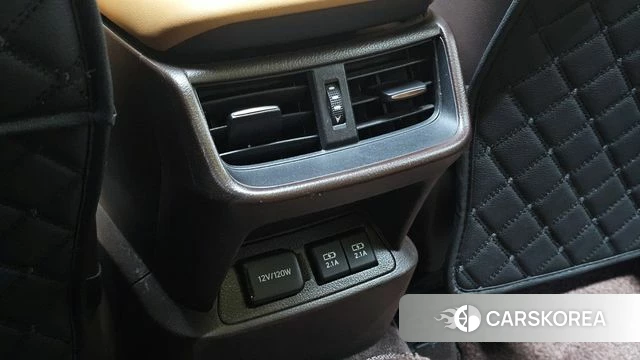 Lexus ES300h 7th generation id 4430283 из Кореи 24