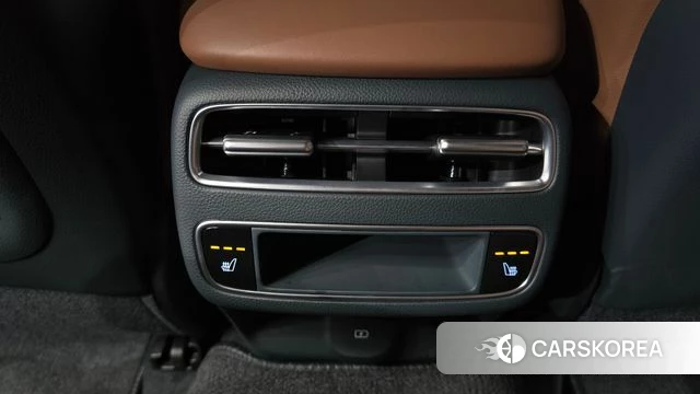 Genesis GV70 id 4511042 из Кореи 24