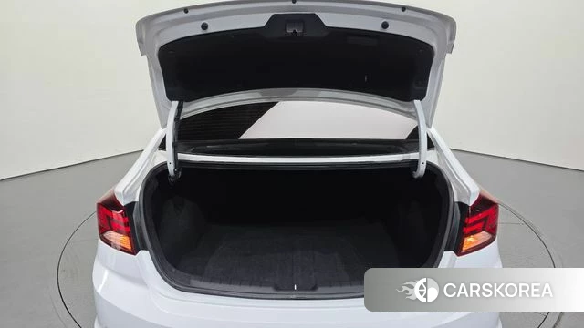 Hyundai The New Avante AD id 4310623 из Кореи 24