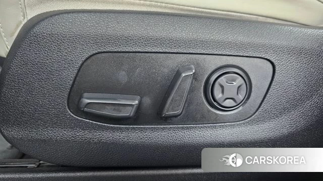 Kia Carnival 4th generation id 4470251 из Кореи 24