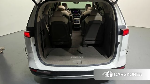 Kia Carnival 4th generation id 4249978 из Кореи 24