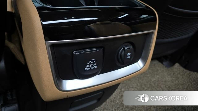 Kia Carnival 4th generation id 4245113 из Кореи 24