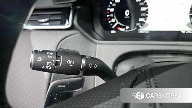 Land Rover Range Rover Velar id 4408582 из Кореи 24