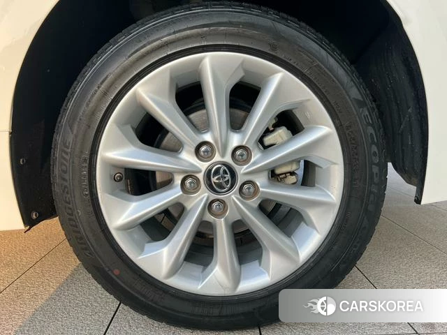 Toyota Corolla id 4290046 из Китая 24