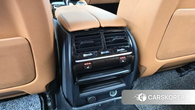 BMW 5 Series (G30) id 4882477 из Кореи 24