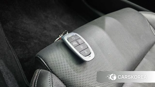 Hyundai The New Grandeur IG Hybrid id 4186832 из Кореи 24