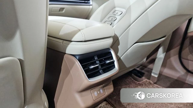 Hyundai Grandeur Hybrid (GN7) id 4921514 из Кореи 24