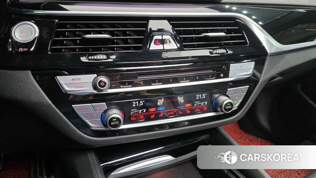 BMW 5 Series (G30) id 4520108 из Кореи 24