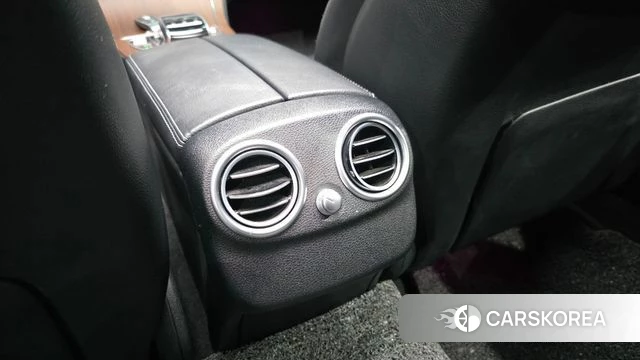 Mercedes-Benz C-Class W205 id 4430058 из Кореи 24