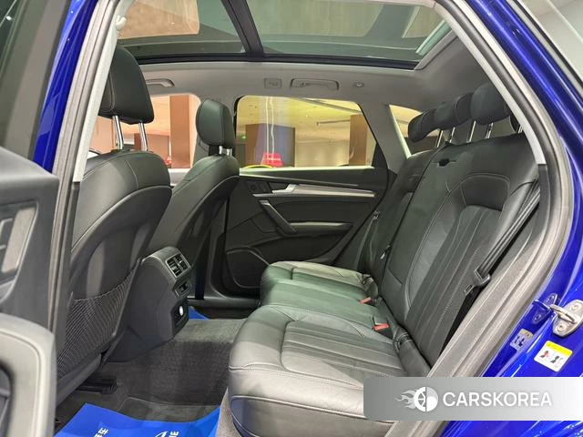 Audi Q5L id 4359429 из Китая 24