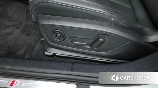 Audi A3 (8Y) id 4506080 из Кореи 24