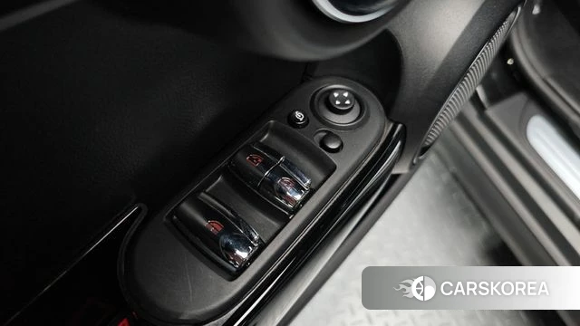 Mini Cooper Convertible id 4773738 из Кореи 24