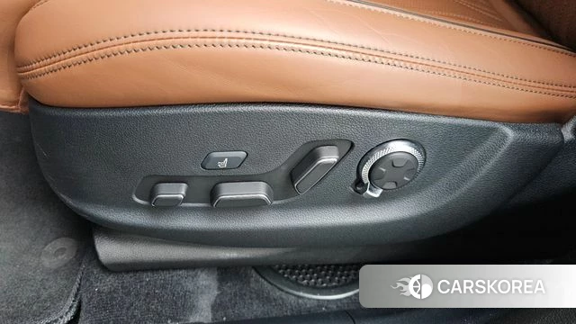 Genesis GV70 id 4720813 из Кореи 24