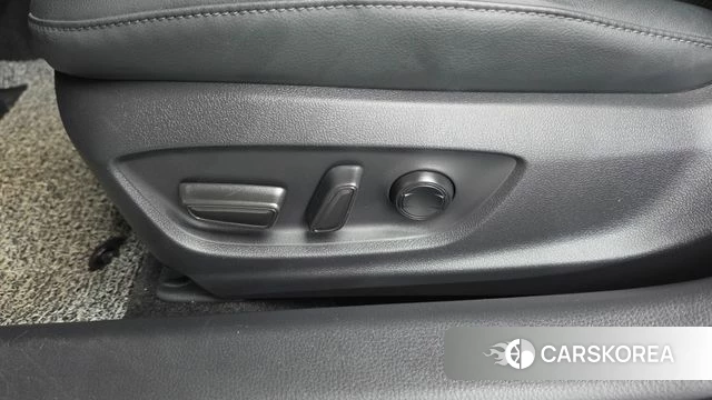 Toyota Camry (XV70) id 4706421 из Кореи 24