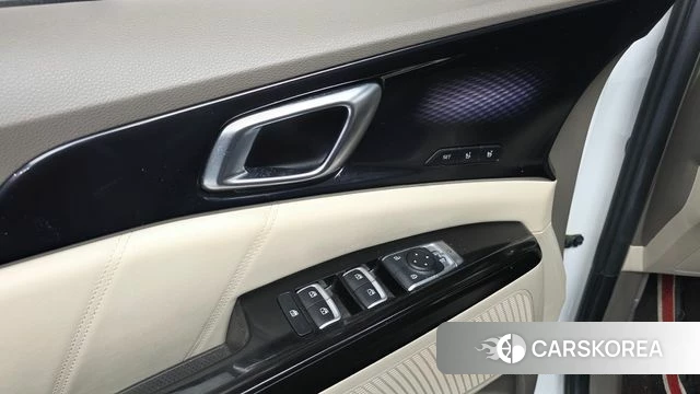 Kia Carnival 4th generation id 4383819 из Кореи 24