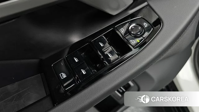 BMW 5 Series (G60) id 4499295 из Кореи 24
