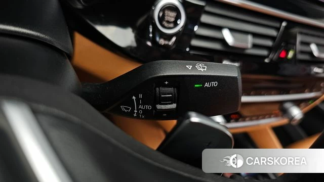 BMW 5 Series (G30) id 4918933 из Кореи 24