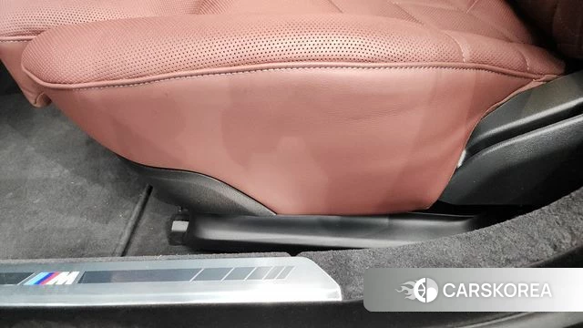 BMW 7 Series (G70) id 4427090 из Кореи 24
