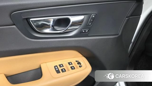 Volvo XC60 second Generation id 4496901 из Кореи 24