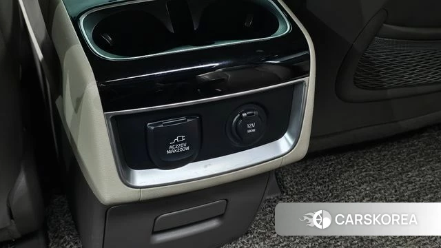 Kia Carnival 4th generation id 4519470 из Кореи 24