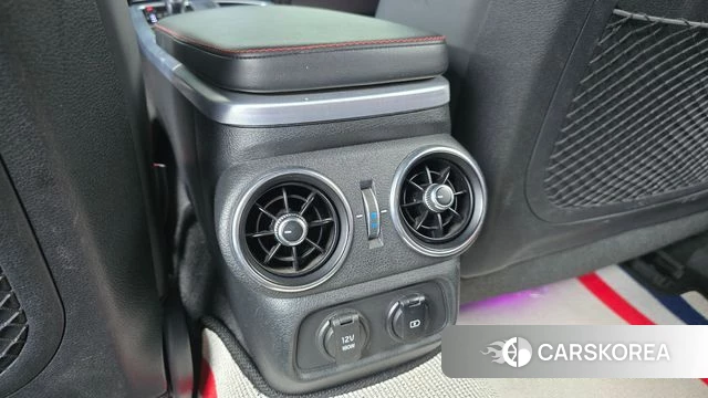 Kia Stinger Meister id 4855624 из Кореи 24