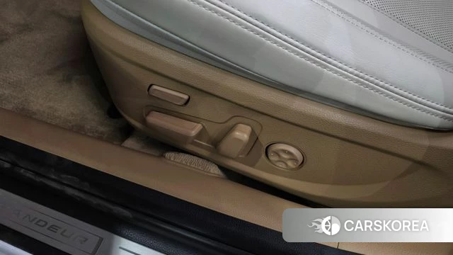 Hyundai The New Grandeur IG id 4581211 из Кореи 24