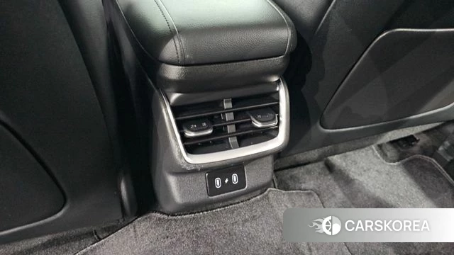 Hyundai Grandeur (GN7) id 4315668 из Кореи 24