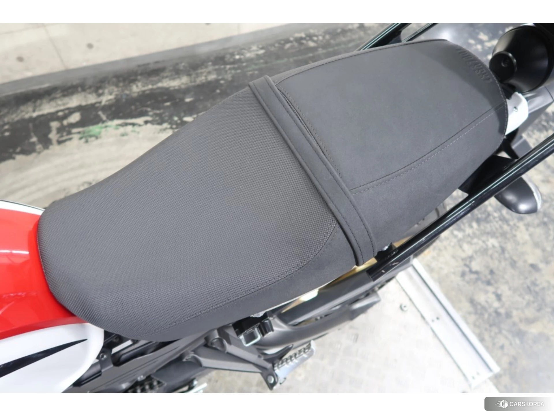 Yamaha XSR900 id 3946691 из Японии 24