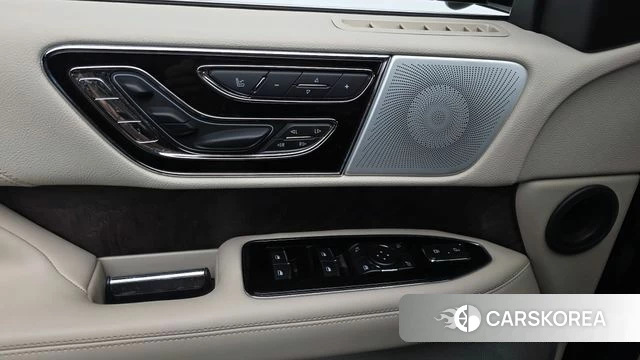 Lincoln Navigator 4th generation id 4779831 из Кореи 24