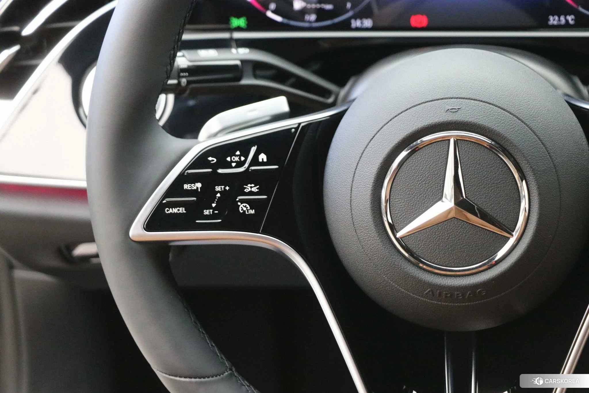 Mercedes-Benz E-class id 4426812 из Китая 24