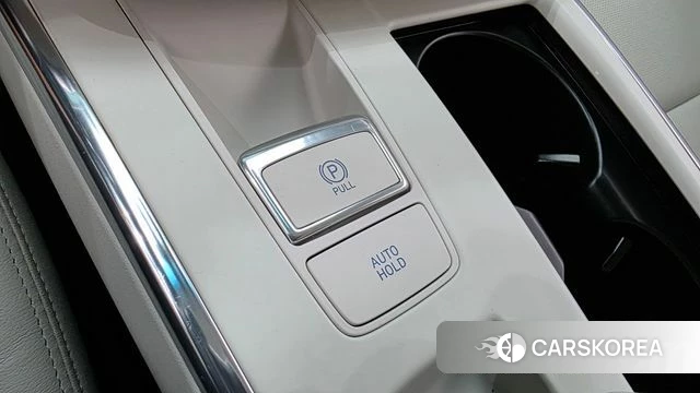 Hyundai The New Grandeur IG Hybrid id 4683017 из Кореи 24