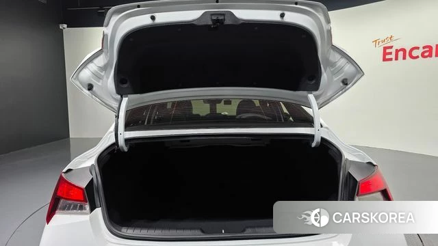 Hyundai The New Avante (CN7) id 4863088 из Кореи 23