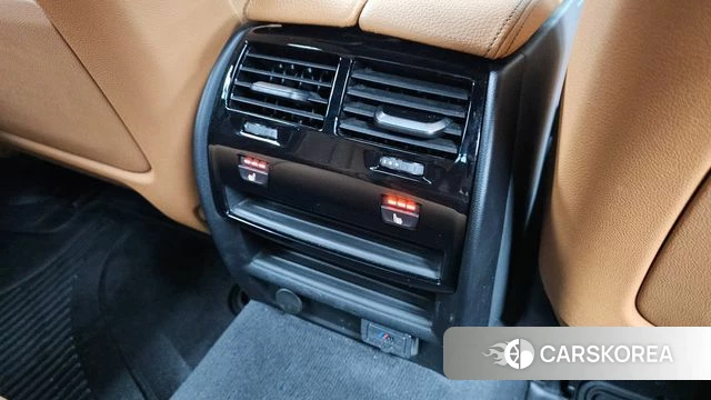 BMW 5 Series (G30) id 4682188 из Кореи 24
