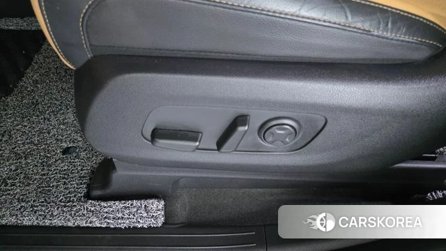 Kia Carnival 4th generation id 4427809 из Кореи 24