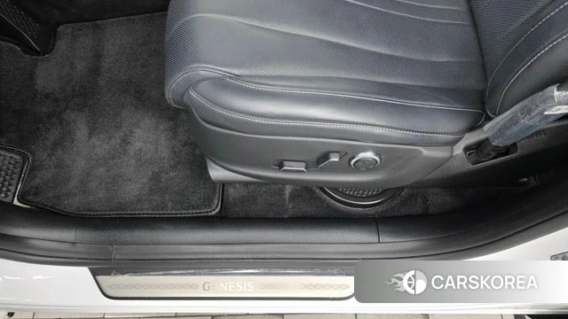 Genesis GV80 id 4720108 из Кореи 24