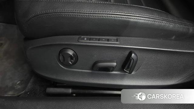 Volkswagen The New Passat id 4770635 из Кореи 24