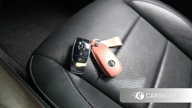 Mercedes-Benz E-Class W213 id 4490086 из Кореи 24