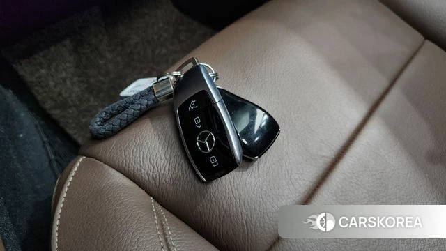 Mercedes-Benz E-Class W213 id 4770285 из Кореи 24