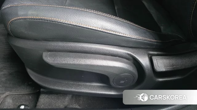 Kia Stonic id 4521063 из Кореи 24