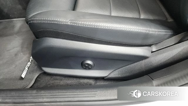 Mercedes-Benz C-Class W205 id 4524921 из Кореи 24