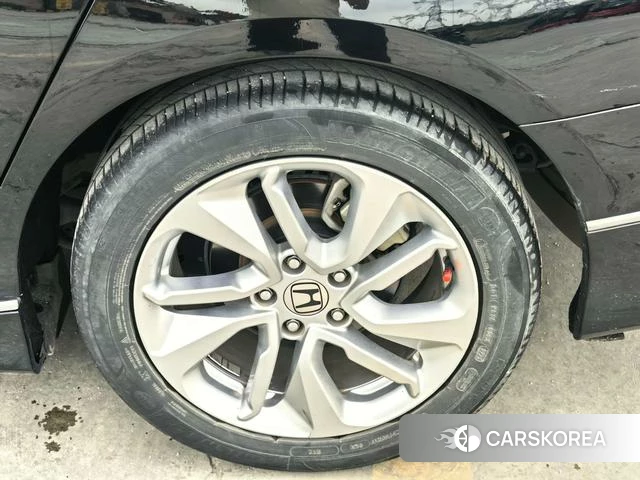 Honda Accord id 4263615 из Китая 24