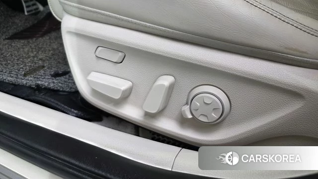 Genesis G70 id 4377905 из Кореи 24