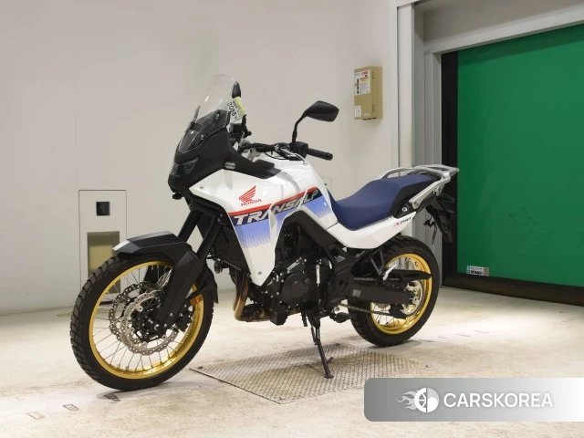 Honda TRANSALP XL750 id 4184968 из Японии 24