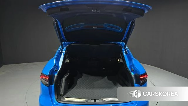 Maserati Levante id 4423271 из Кореи 24