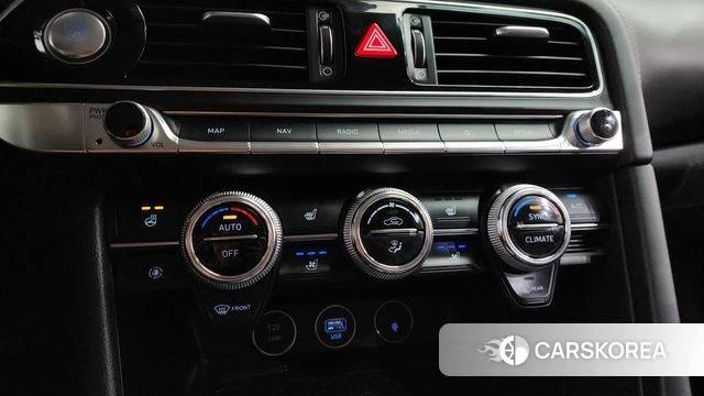 Genesis The New G70 id 4500500 из Кореи 24