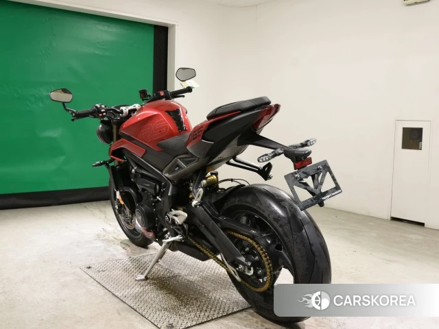 OTHER TRIUMPH STREET TRIPLE 765 id 3948598 из Японии 24
