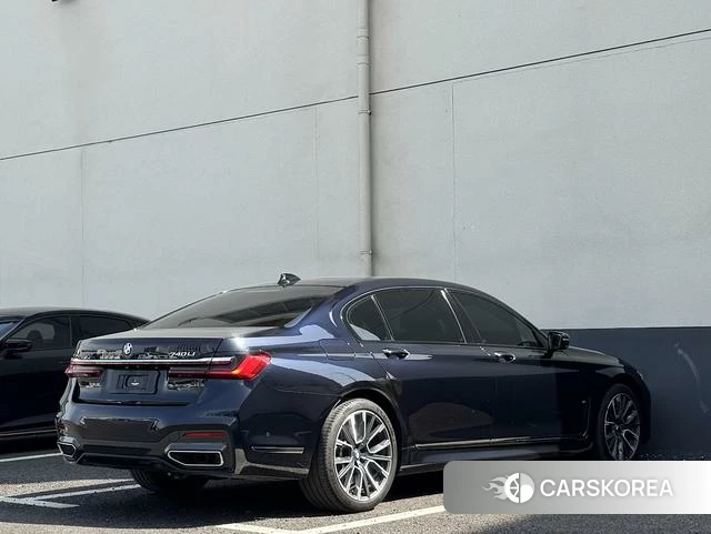 BMW 7 series id 4277996 из Китая 24