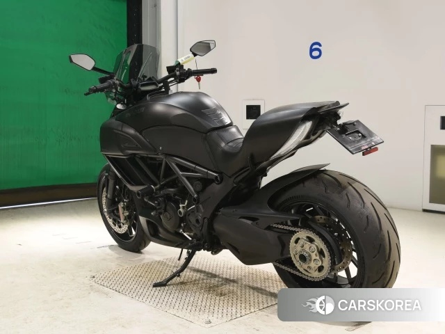 Ducati DIAVEL DARK id 3945825 из Японии 24
