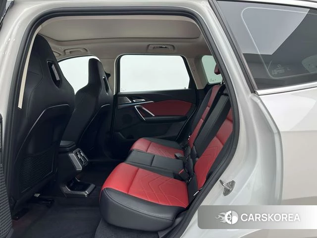 BMW iX1 id 4380635 из Китая 24