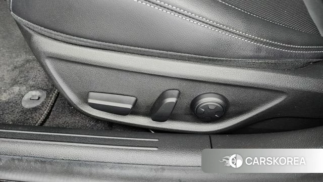 Genesis The New G70 id 4469084 из Кореи 24